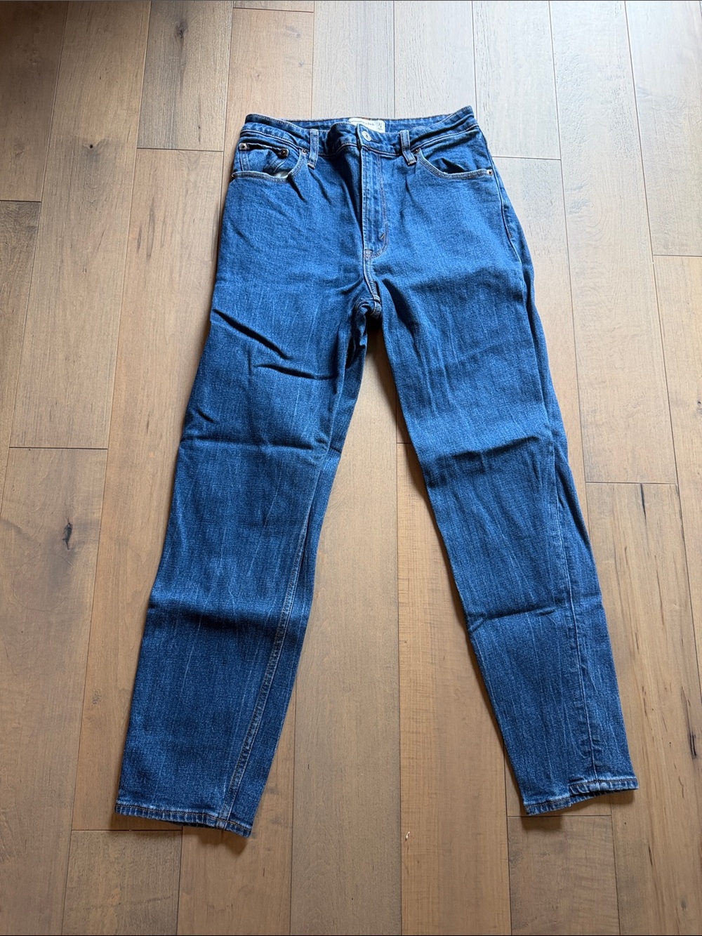 Abercrombie & Fitch CURVE LOVE “The Mom High Rise”